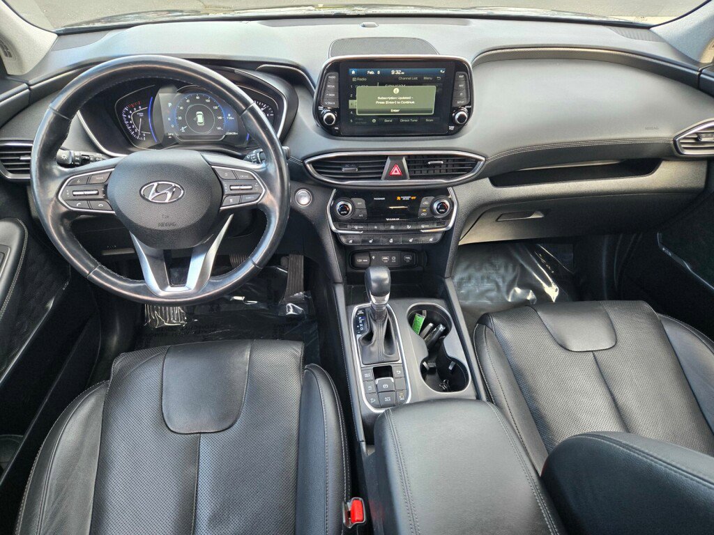 Used 2020 Hyundai Santa Fe Limited image 10