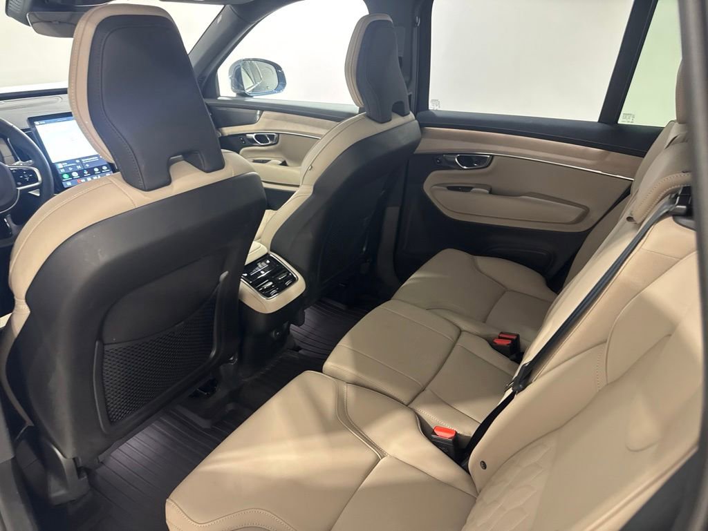 Used 2026 Volvo XC90 B6 Plus w/ Protection Package AWD/4WD image 21