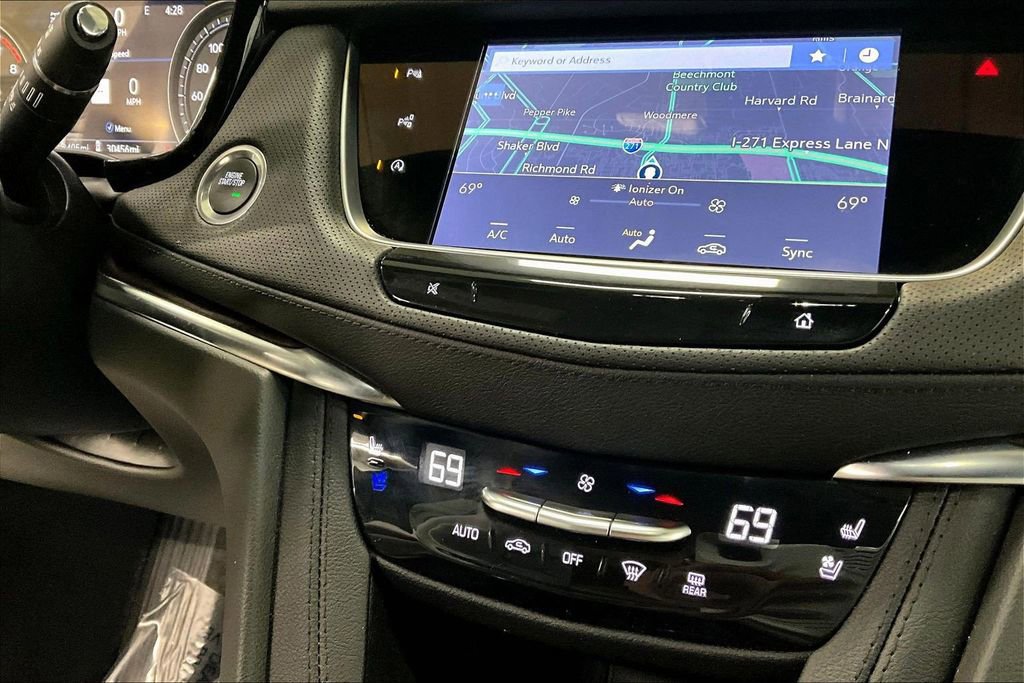 Certified 2025 Cadillac XT5 Sportv w/ Technology Package image 15