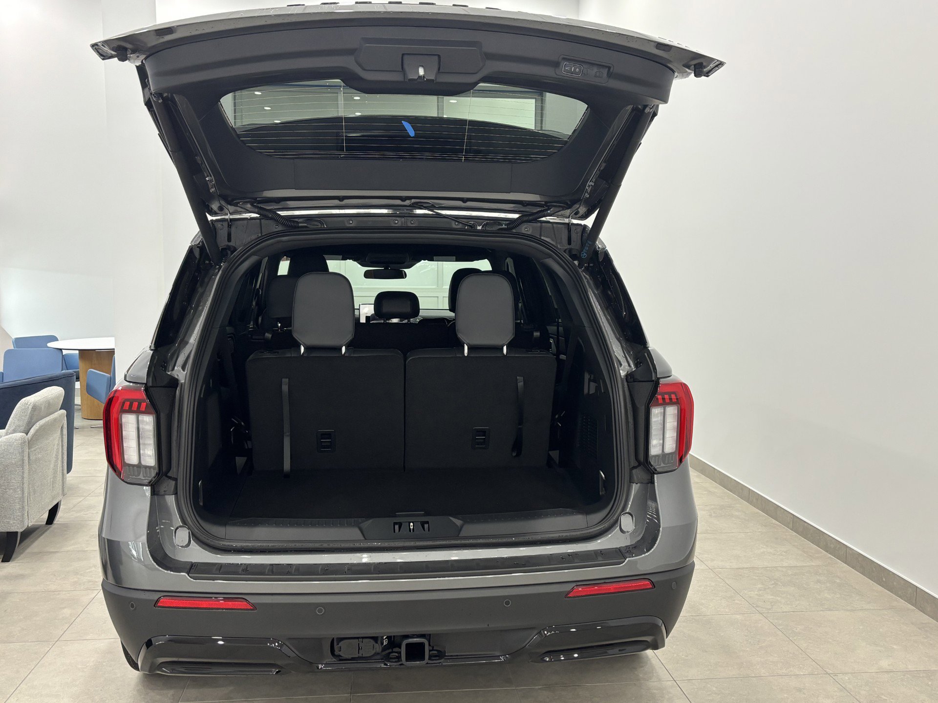 New 2026 Ford Explorer ST-Line image 13