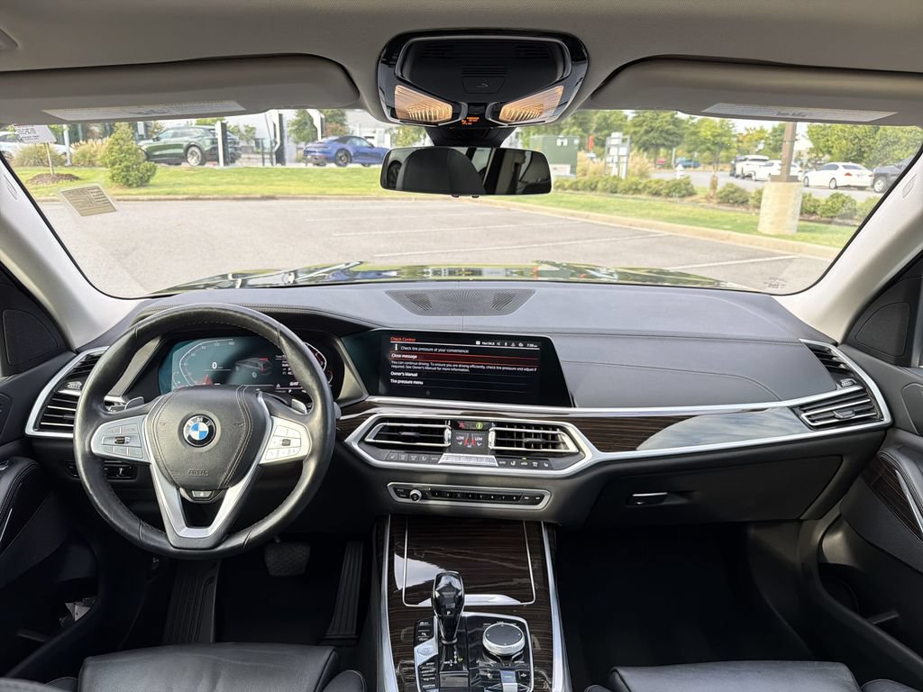 Used 2020 BMW X7 xDrive40i w/ Cold Weather Package AWD/4WD image 21