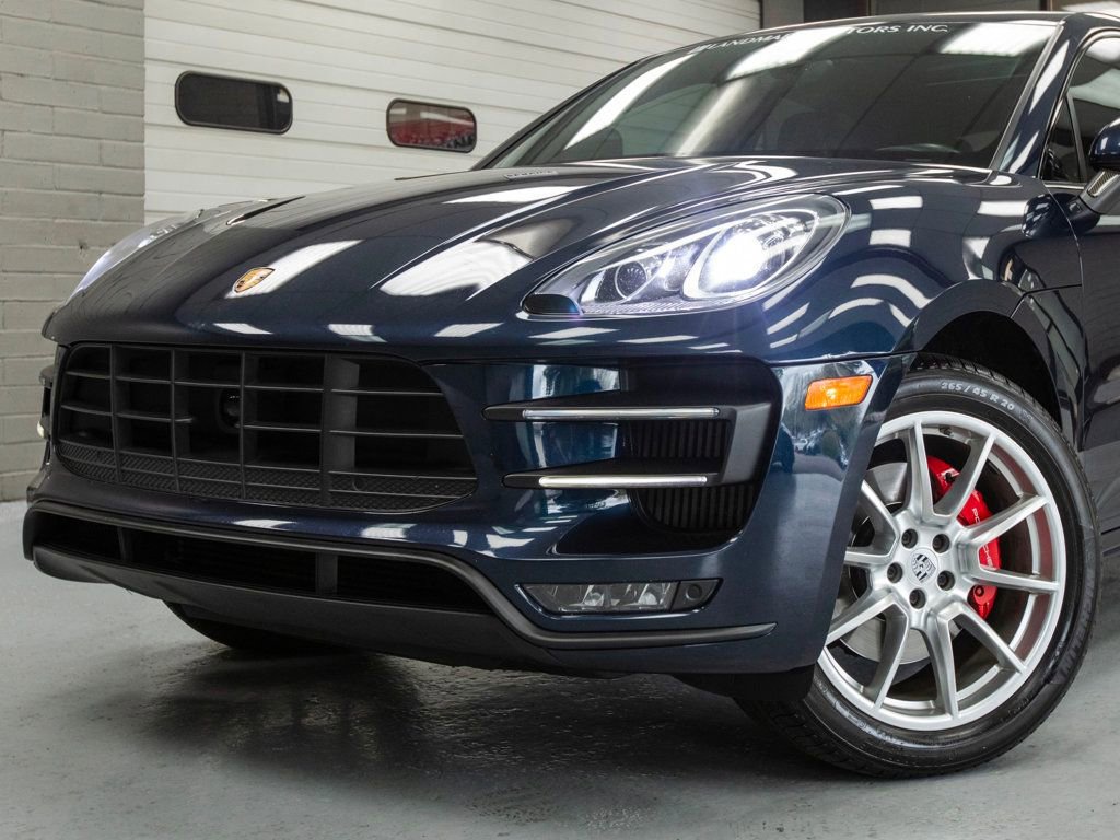 Used 2017 Porsche Macan Turbo AWD/4WD image 15