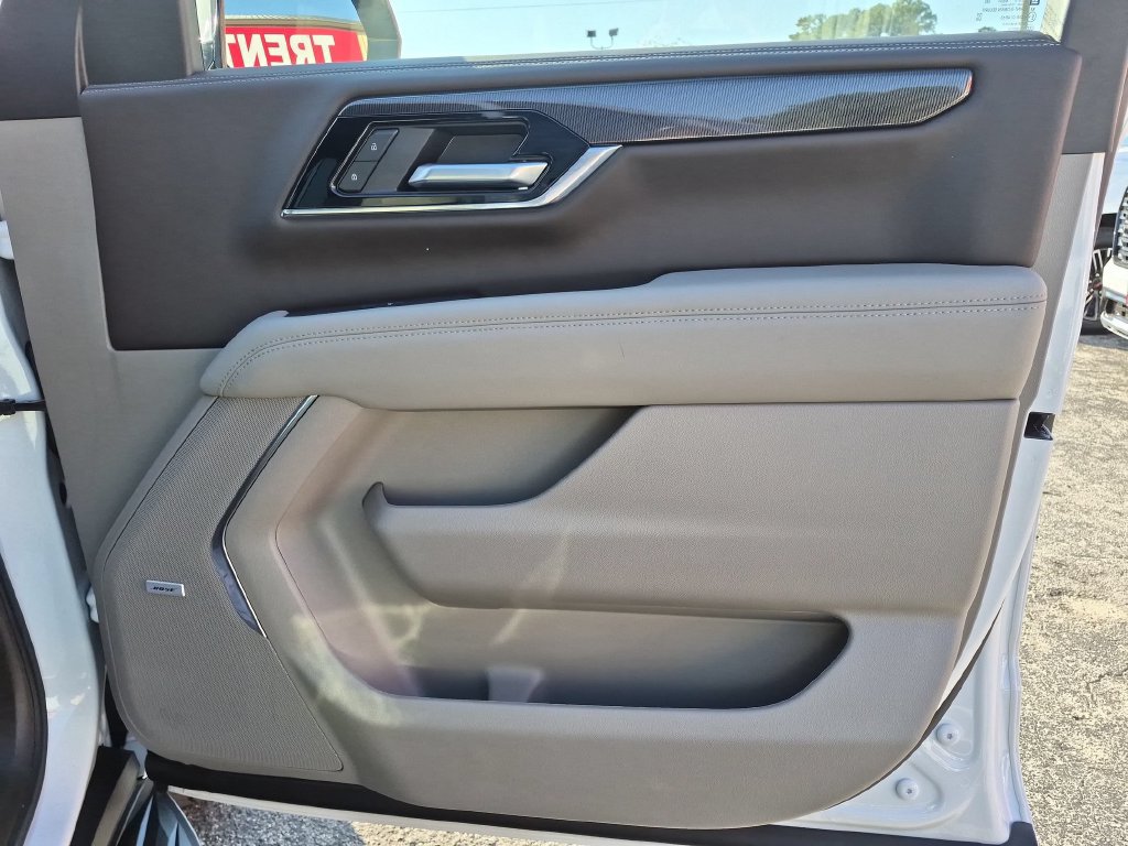 Used 2026 GMC Yukon XL Elevation w/ Elevation Premium Package RWD image 34