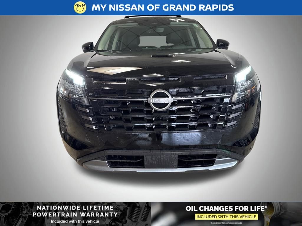 New 2026 Nissan Pathfinder SL image 8
