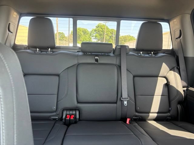 New 2026 Chevrolet Silverado 3500 LTZ w/ LTZ Convenience Package AWD/4WD image 15