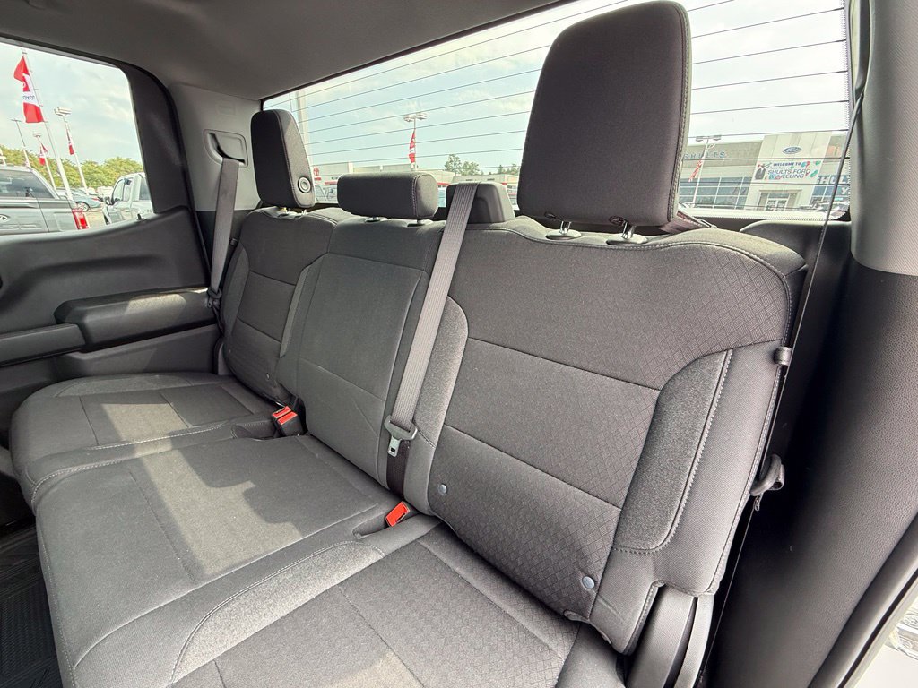 Used 2024 Chevrolet Silverado 1500 Custom Trail Boss w/ LPO, Dark Essentials Package AWD/4WD image 18