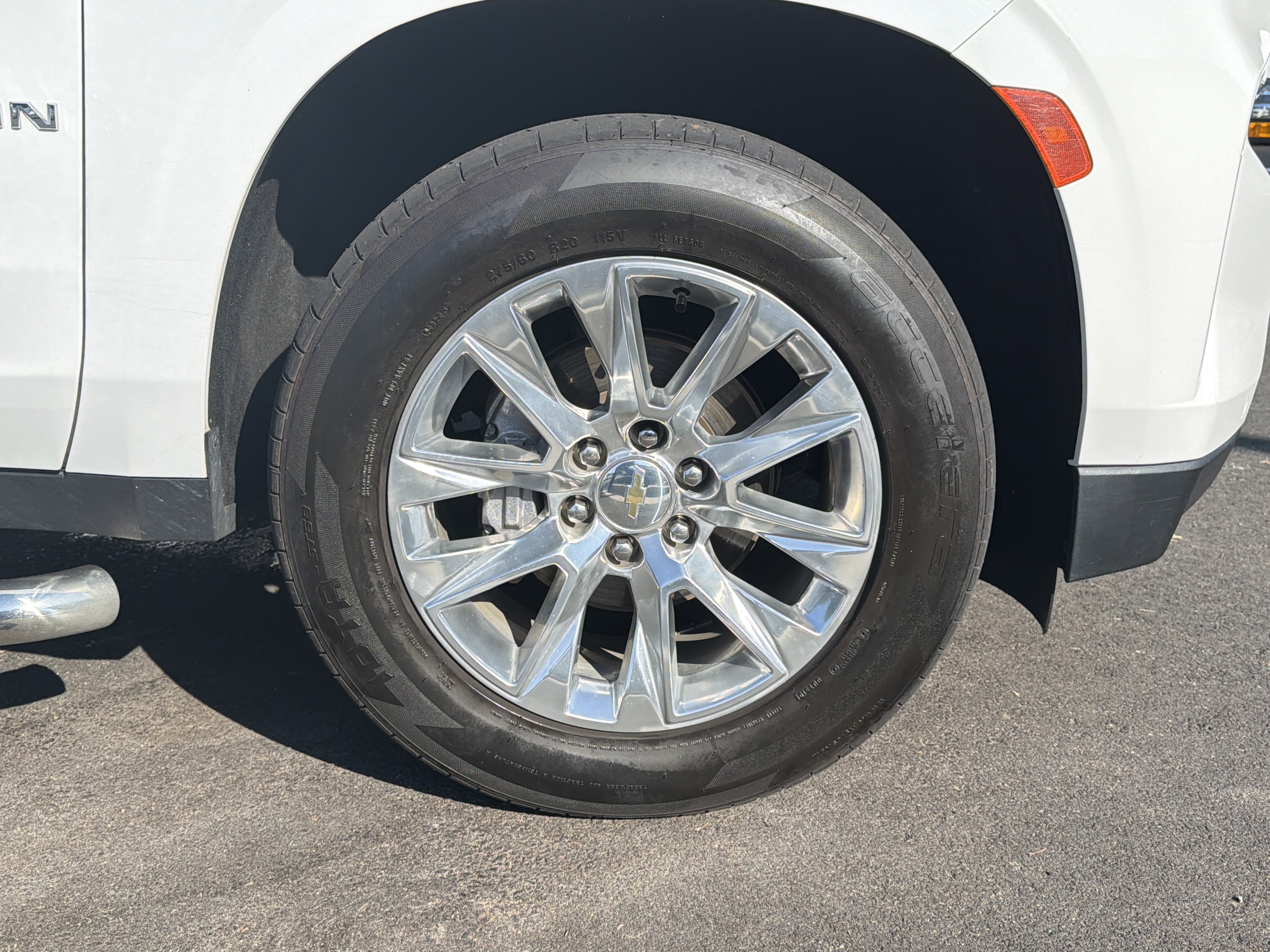 Used 2023 Chevrolet Suburban Premier AWD/4WD image 13