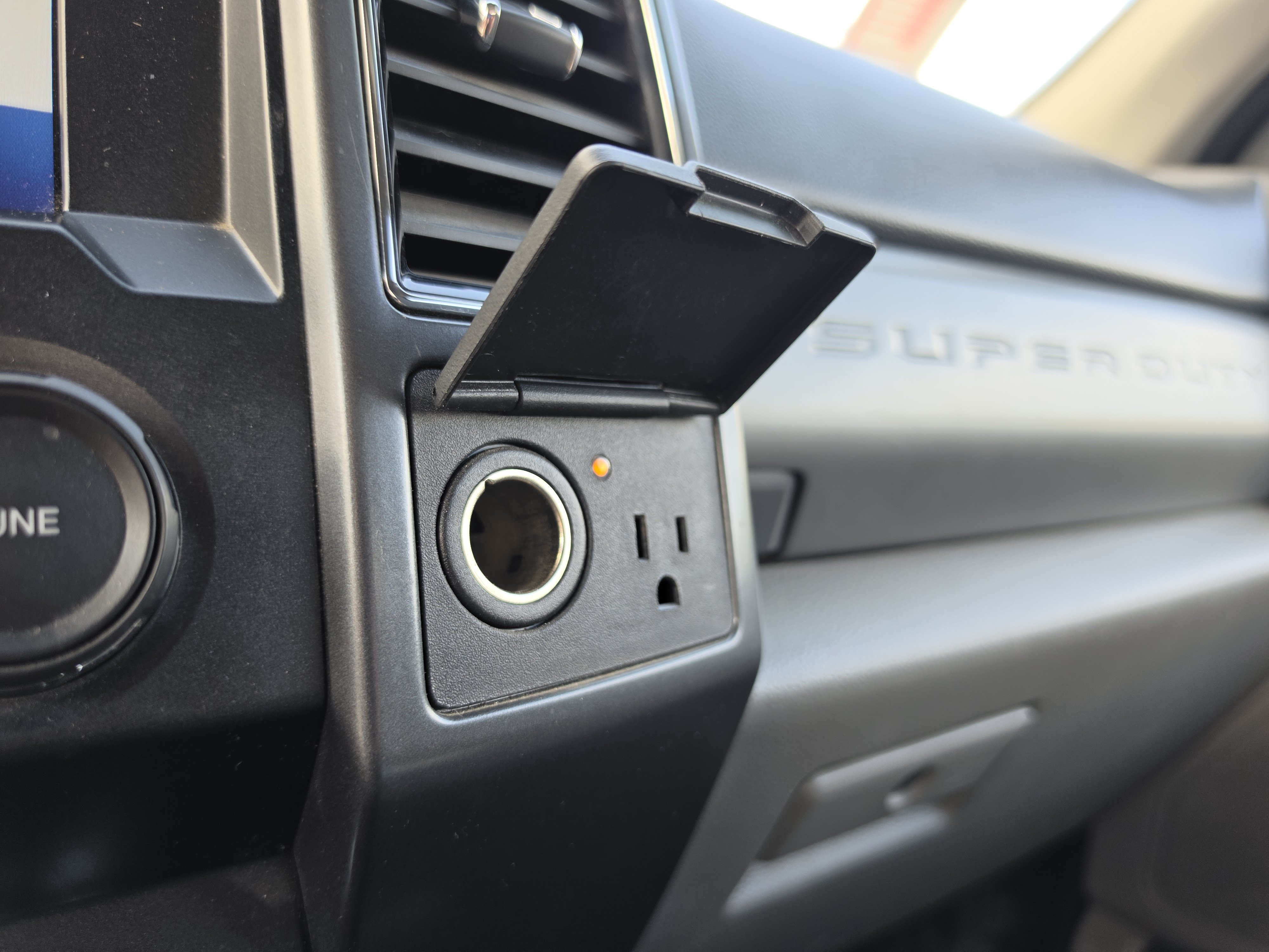 Used 2022 Ford F250 XLT AWD/4WD image 19