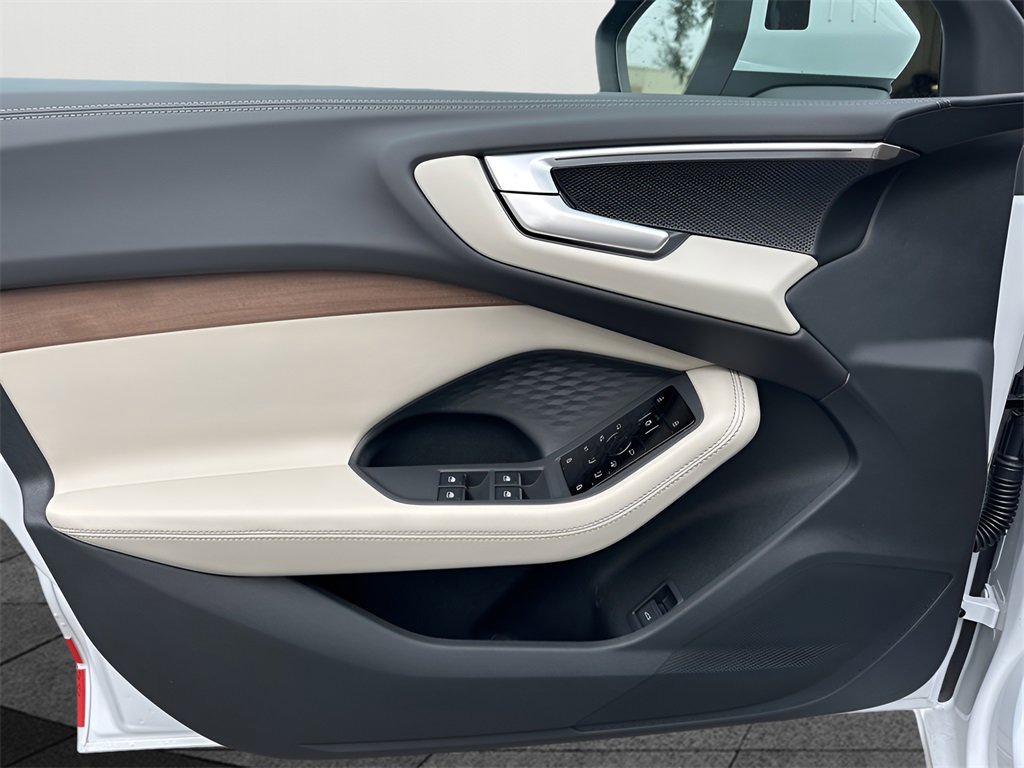 New 2025 Audi A5 2.0T Premium image 11