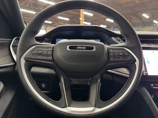 New 2026 Jeep Grand Cherokee Altitude image 15