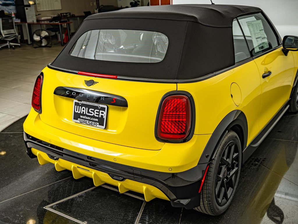 New 2026 MINI Cooper S FWD image 17