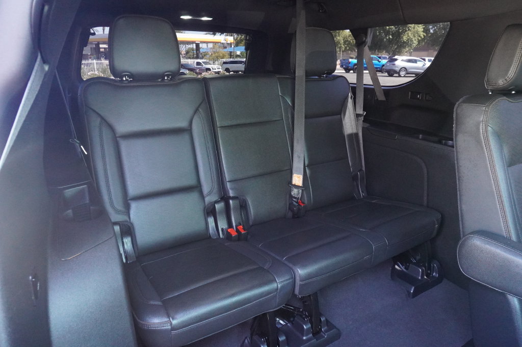 Used 2021 Chevrolet Suburban High Country AWD/4WD image 12