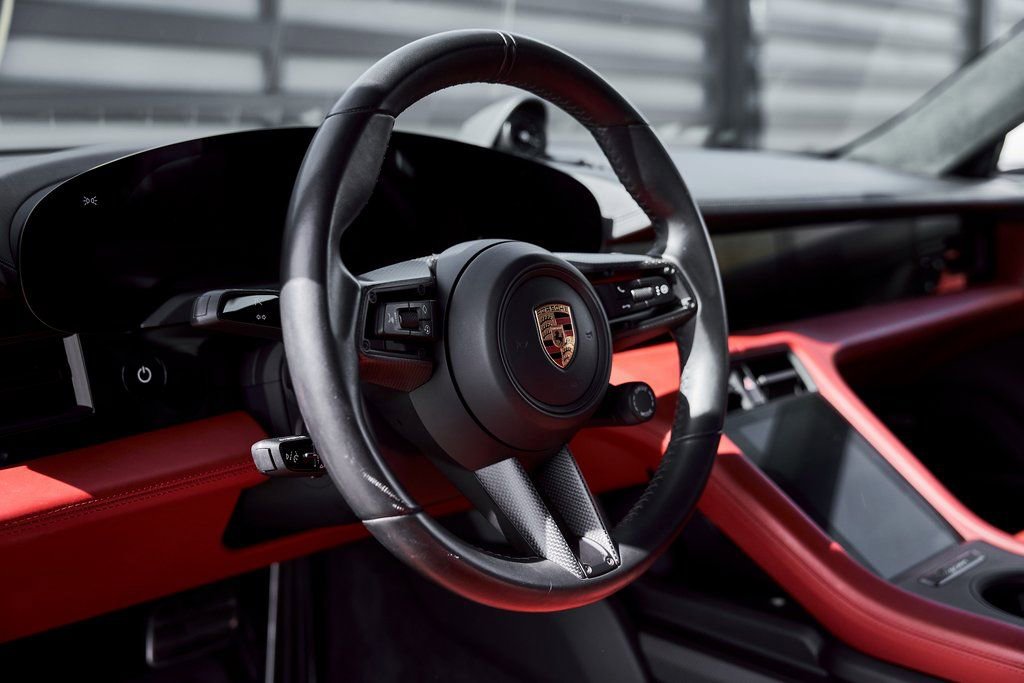 Used 2020 Porsche Taycan Turbo AWD/4WD image 38