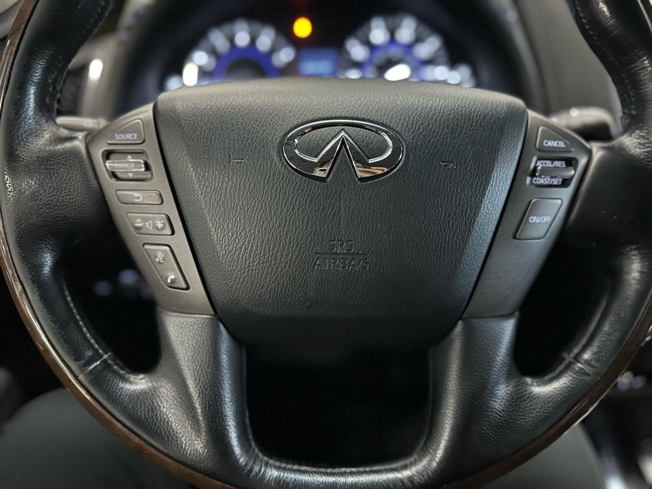 Used 2011 INFINITI QX56 4WD w/ Deluxe Touring Pkg image 20