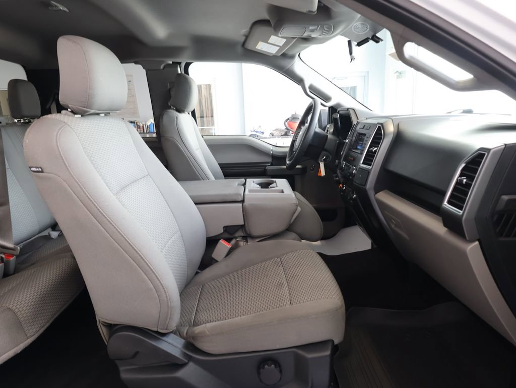 Used 2016 Ford F150 XLT w/ XTR Package image 30