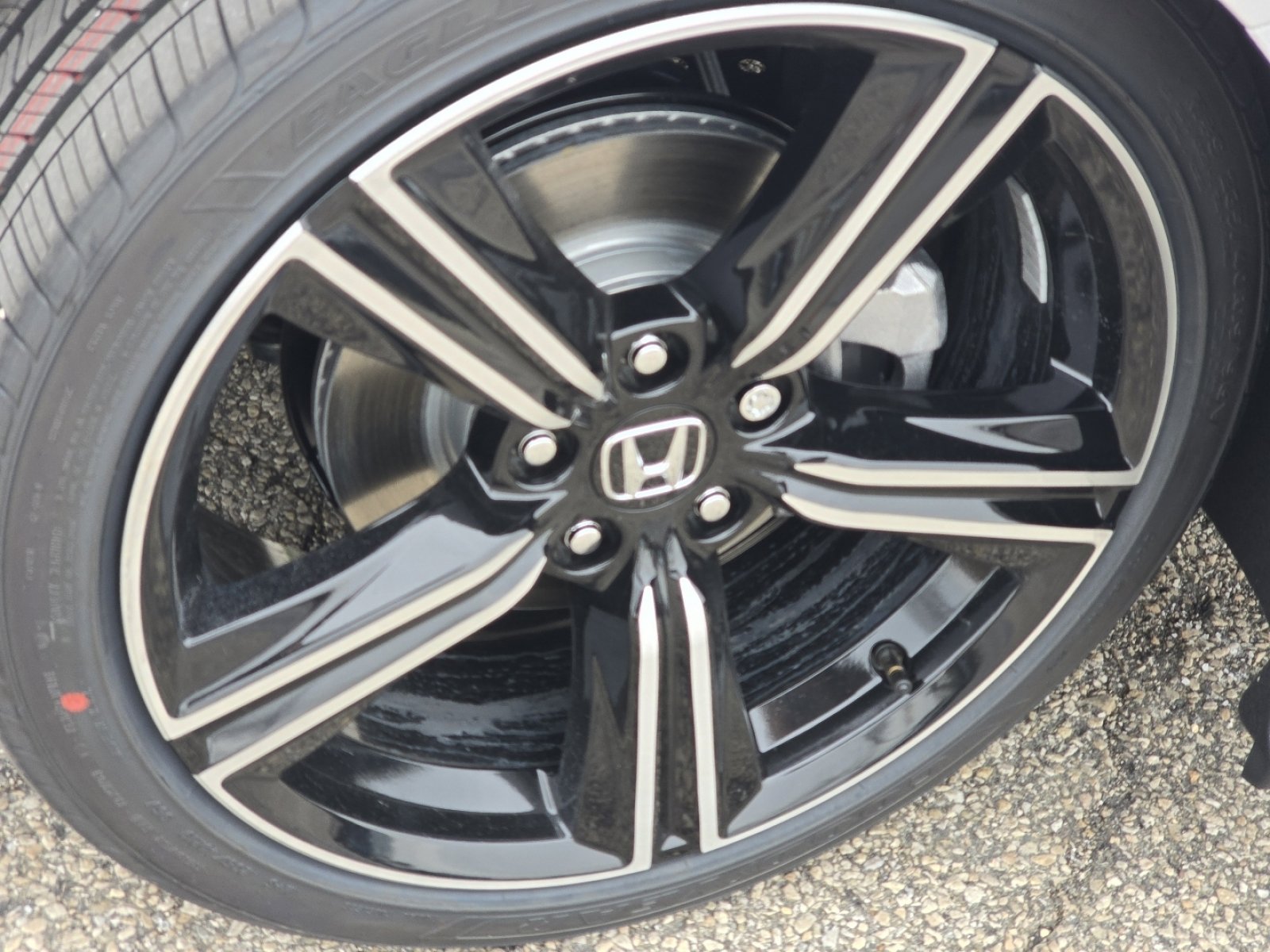 New 2026 Honda Accord SE image 10