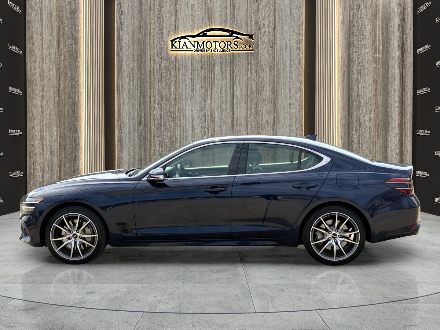 Used 2026 Genesis G70 2.5T image 4