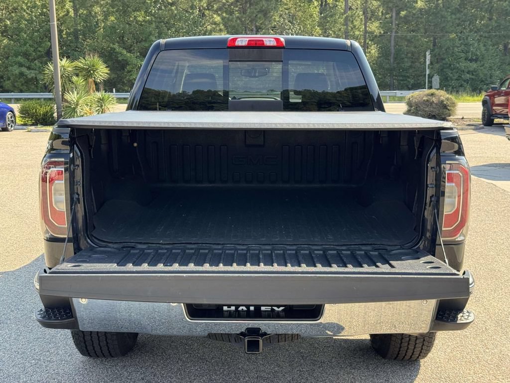Used 2018 GMC Sierra 1500 SLT w/ SLT Premium Package AWD/4WD image 16