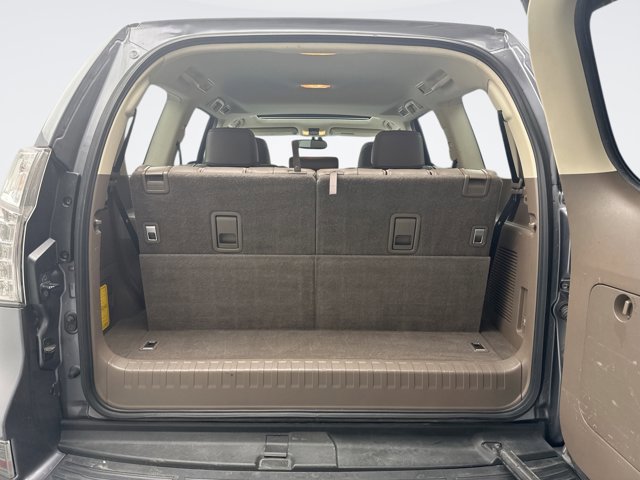 Used 2016 Lexus GX 460 w/ Premium Package AWD/4WD image 22