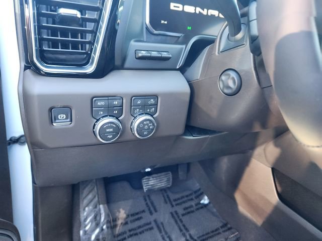 New 2026 GMC Sierra 1500 Denali AWD/4WD image 14