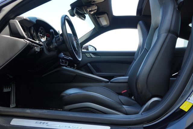 Used 2021 Porsche 911 Carrera image 32