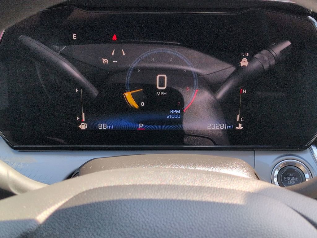 Certified 2025 Chevrolet Trax LT image 29