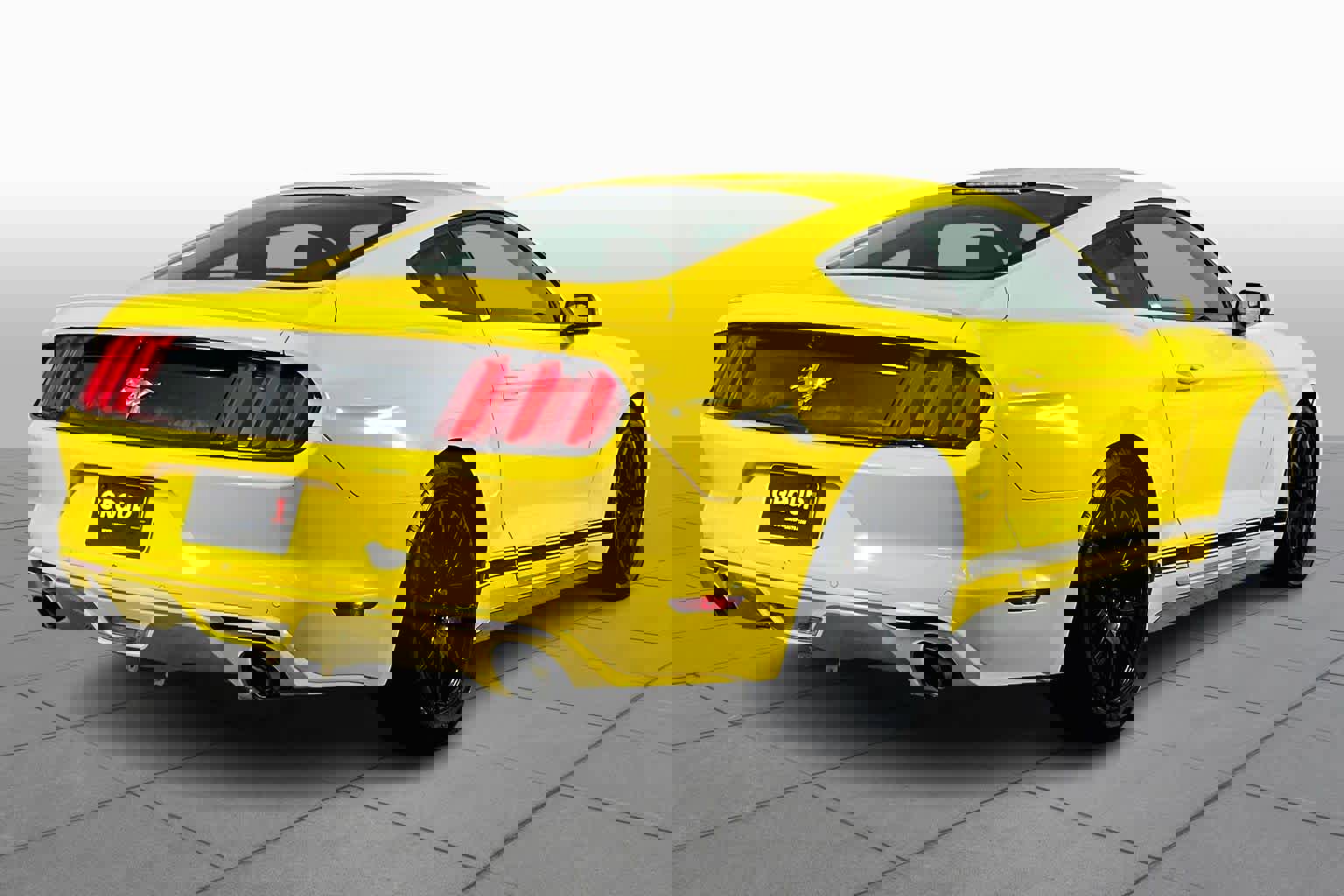 Used 2015 Ford Mustang Coupe w/ Equipment Group 051A image 12