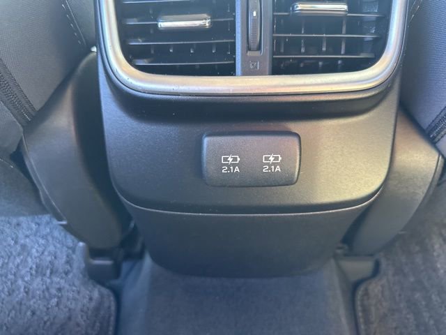 Used 2022 Subaru Outback Premium image 23