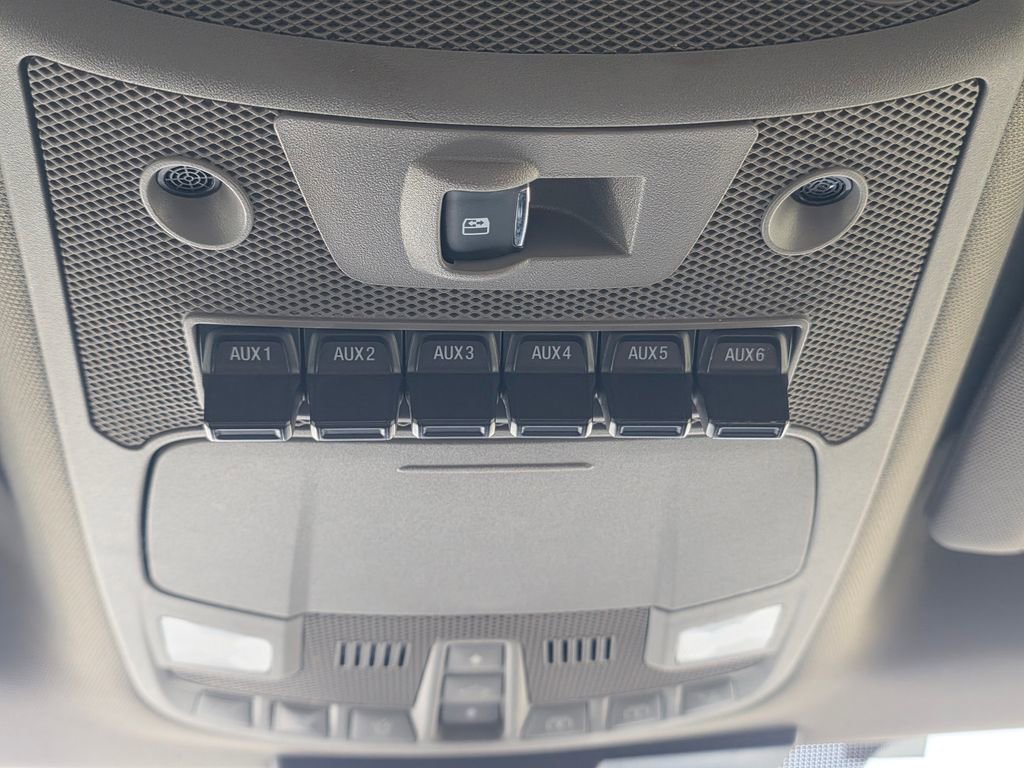 Used 2021 Ford F250 Lariat w/ Lariat Ultimate Package AWD/4WD image 74