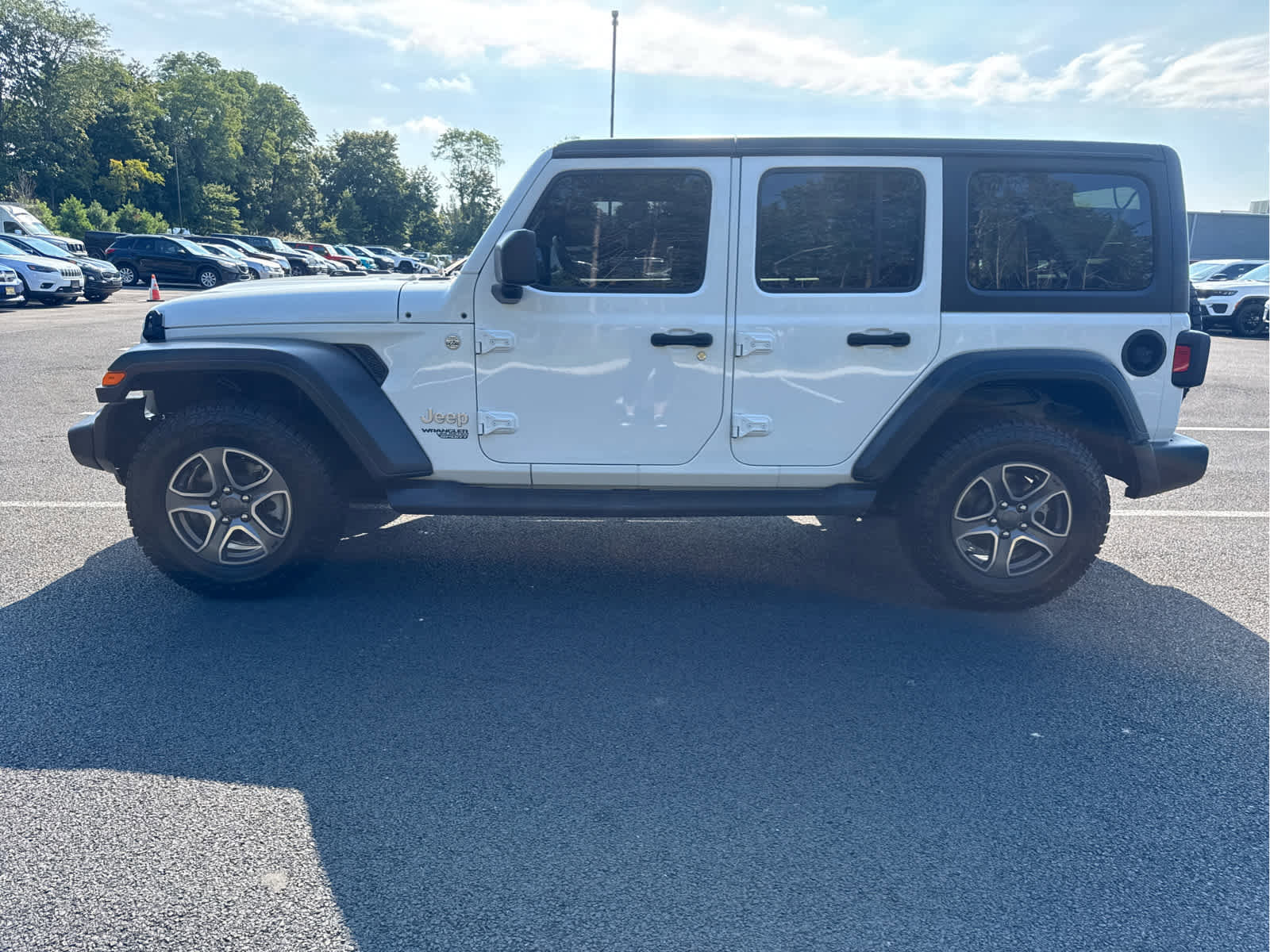 Certified 2018 Jeep Wrangler Unlimited Sport S image 6