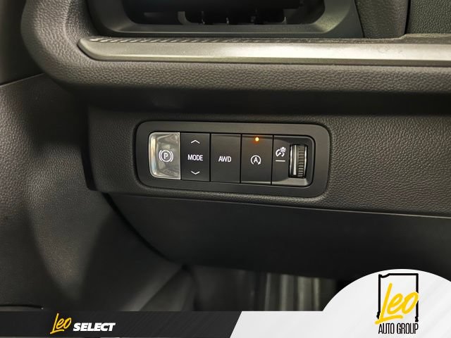 Used 2026 Chevrolet Traverse LT w/ Driver Confidence Package AWD/4WD image 10
