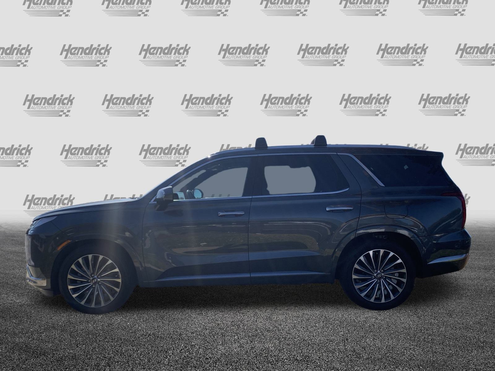 Used 2024 Hyundai Palisade Calligraphy image 7