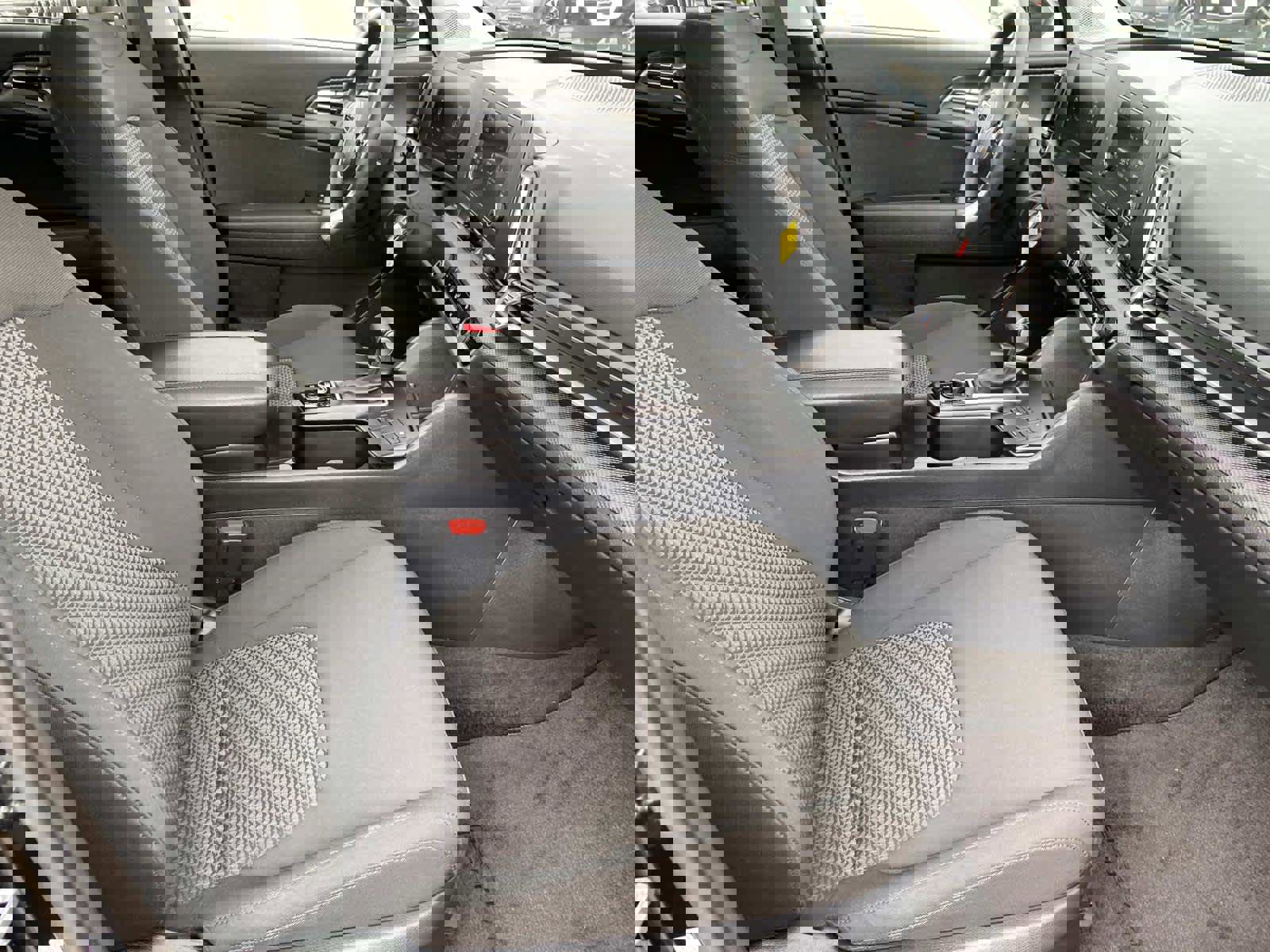 Used 2024 Kia Sportage LX image 20