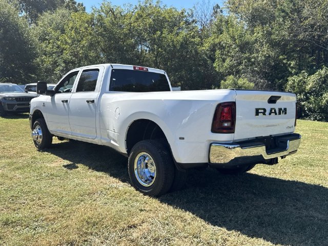 New 2027 RAM 3500 Tradesman AWD/4WD image 11