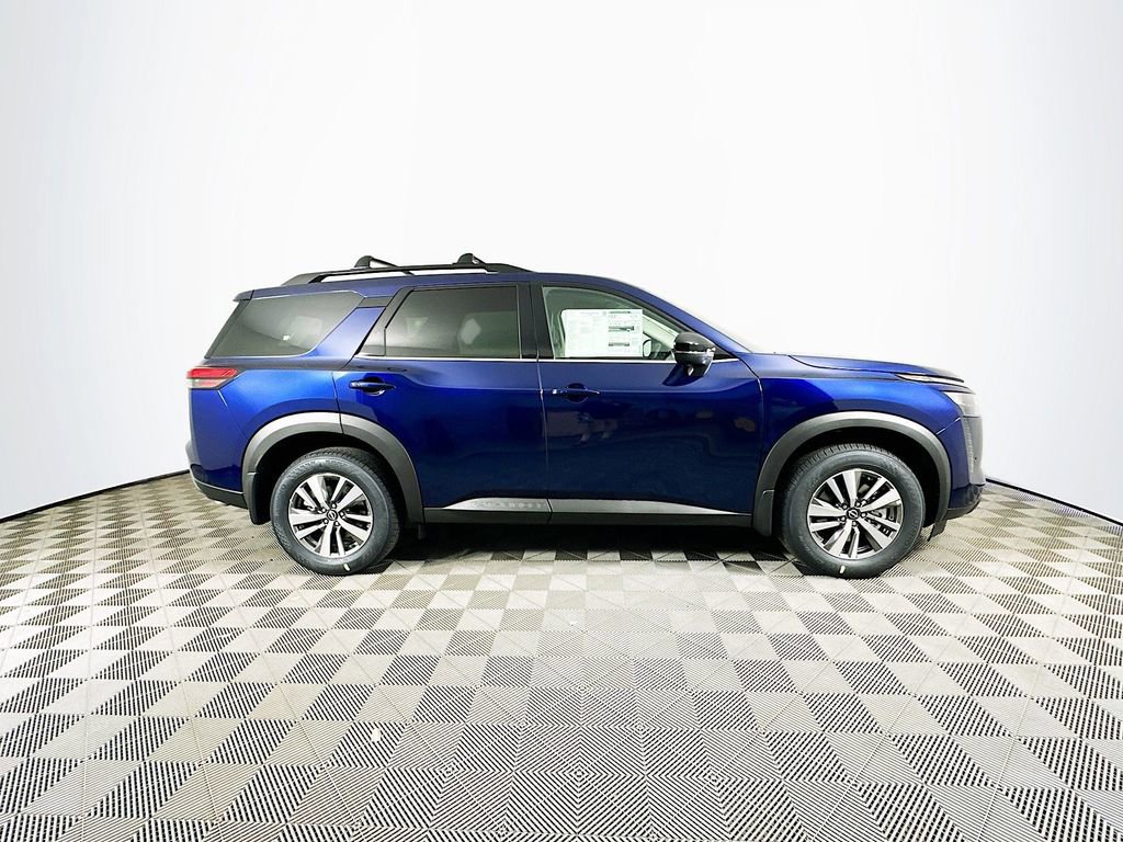 New 2026 Nissan Pathfinder SL image 11