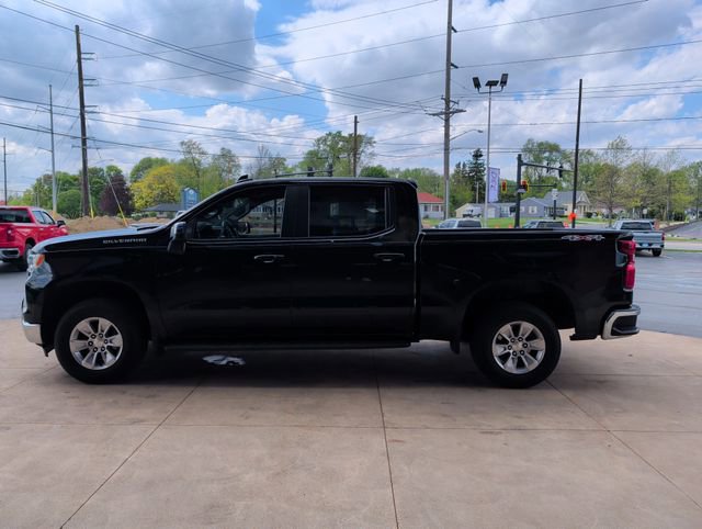 Used 2022 Chevrolet Silverado 1500 LT AWD/4WD image 5