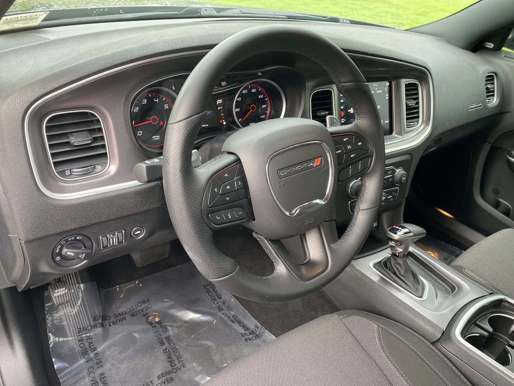 Used 2022 Dodge Charger SXT AWD/4WD image 21