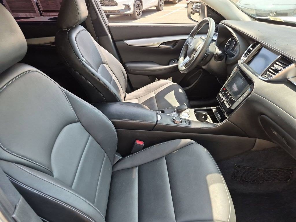 Used 2020 INFINITI QX50 Luxe w/ Cargo Package FWD image 32