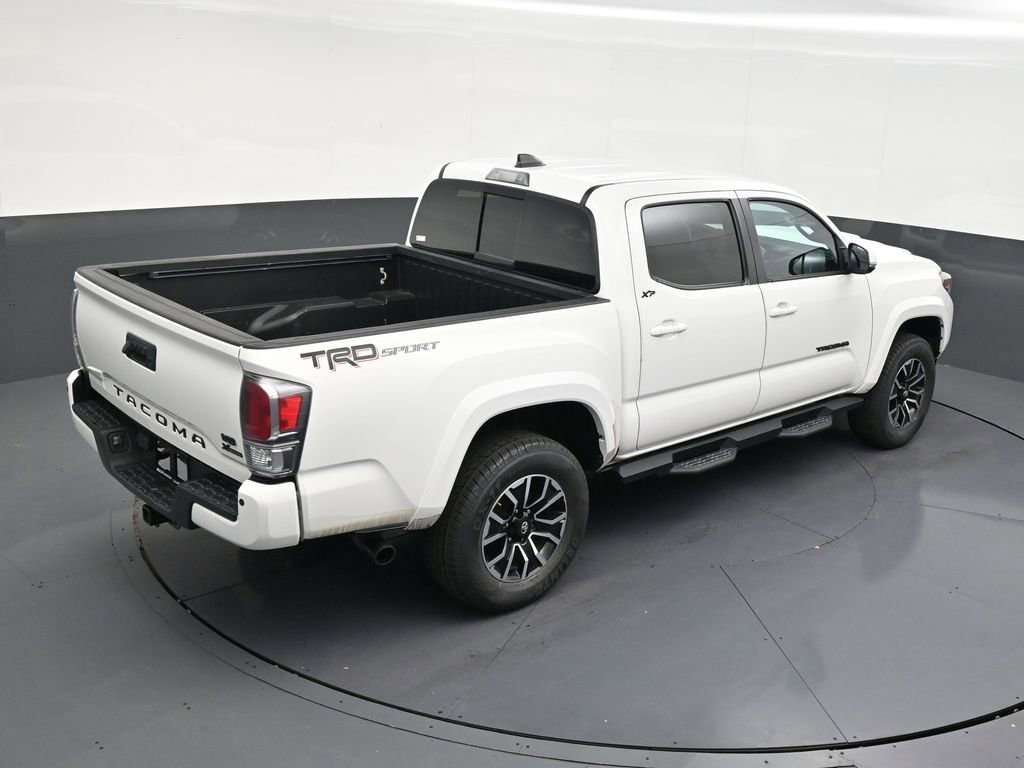 Used 2020 Toyota Tacoma TRD Sport w/ Technology Package RWD image 17
