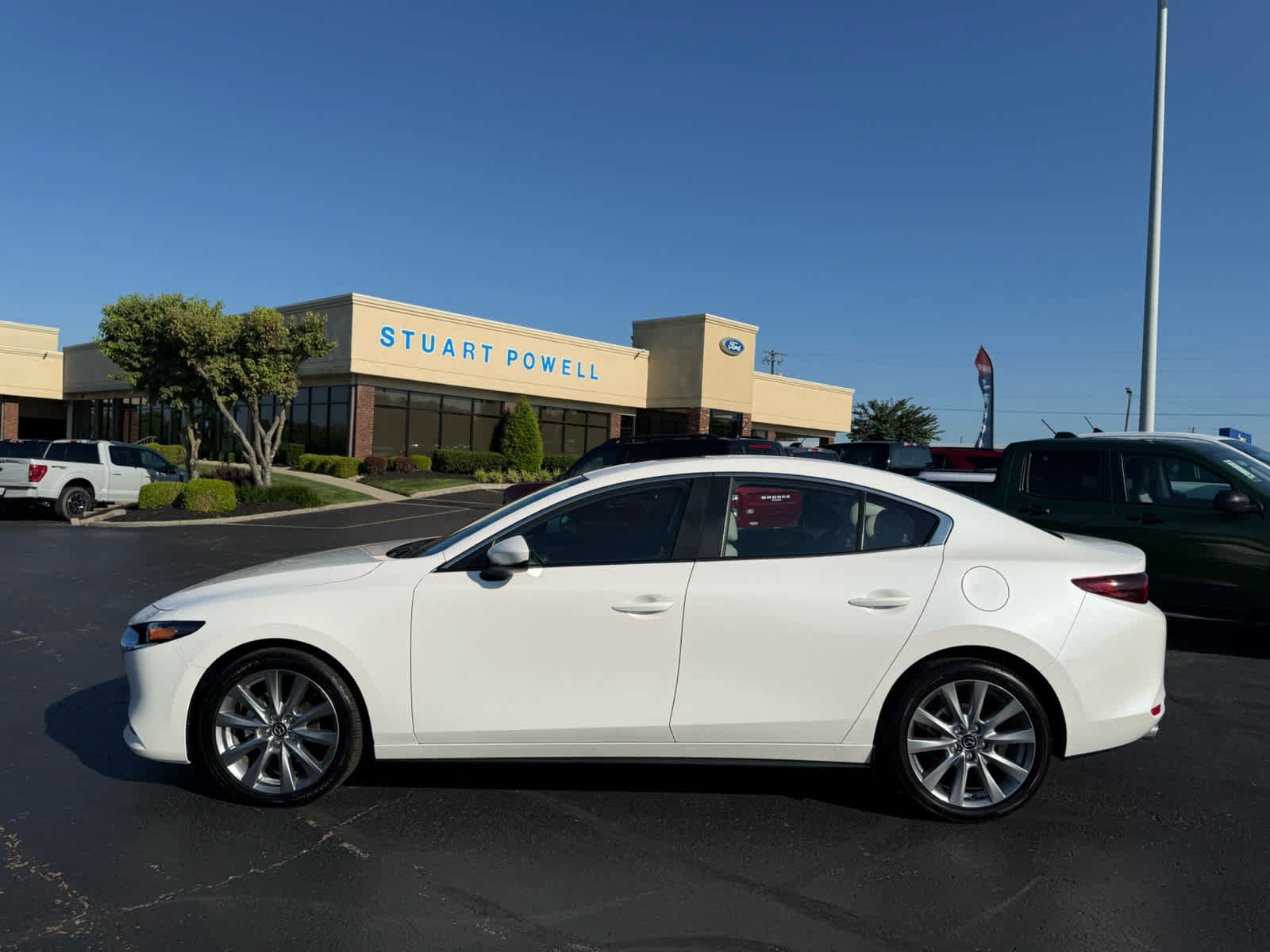 Certified 2026 MAZDA MAZDA3 2.5 S Sedan w/ Preferred Pkg FWD image 23