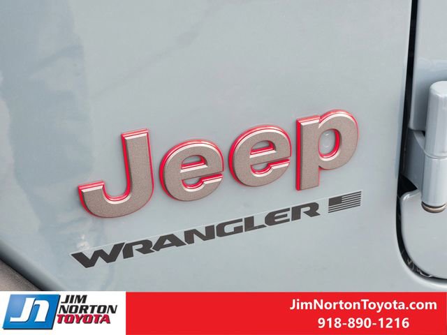 Used 2024 Jeep Wrangler Rubicon image 11