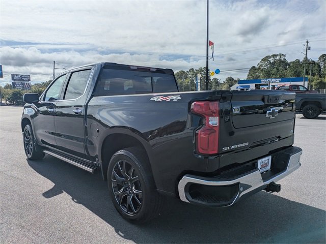 Used 2024 Chevrolet Silverado 1500 LTZ w/ LTZ Convenience Package II image 6