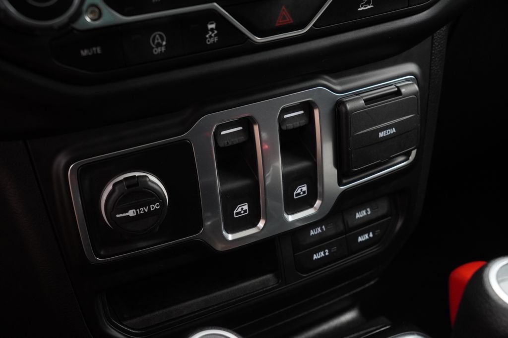 Certified 2022 Jeep Wrangler Sport AWD/4WD image 28