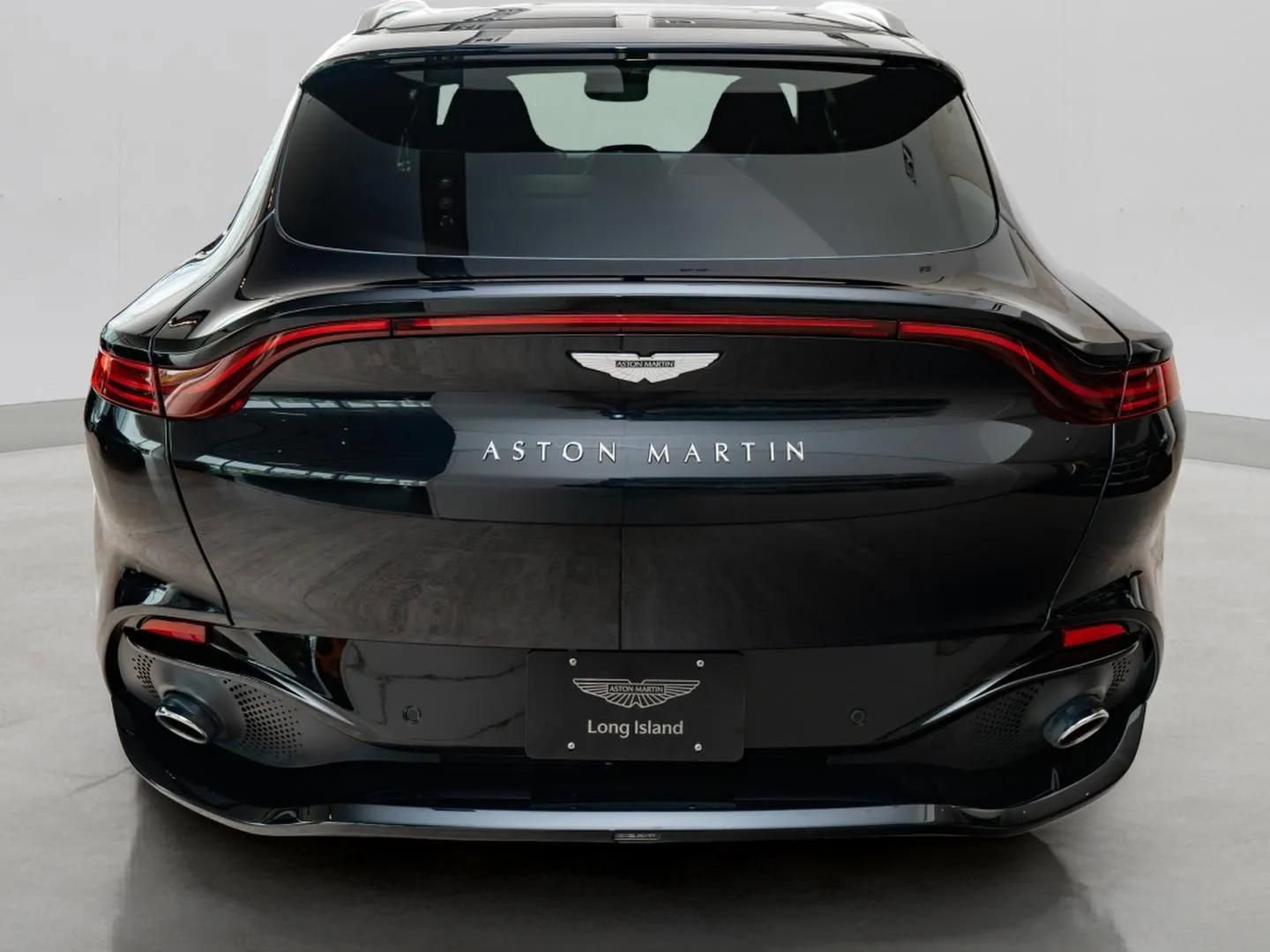 Used 2023 Aston Martin DBX AWD/4WD image 5