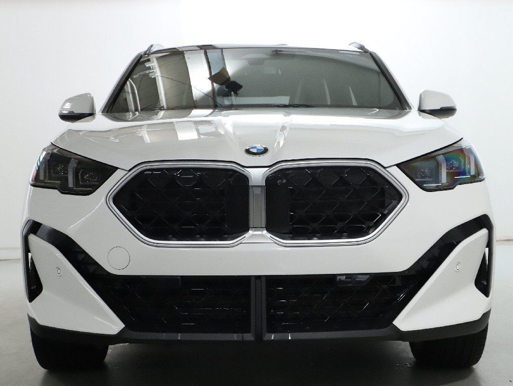 Used 2026 BMW X2 xDrive28i w/ Convenience Package AWD/4WD image 6