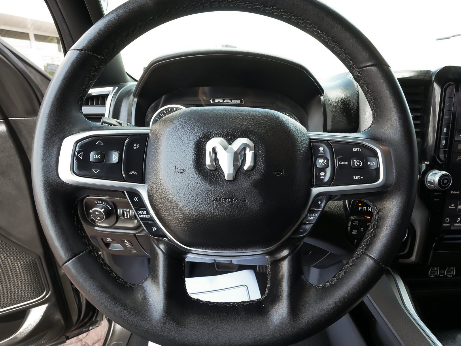 Used 2025 RAM 1500 Big Horn AWD/4WD image 19