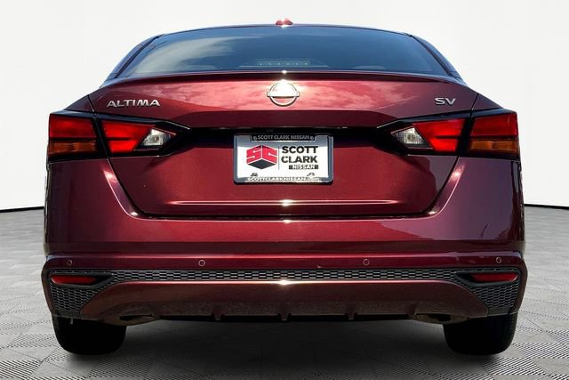 Used 2024 Nissan Altima 2.5 SV image 6