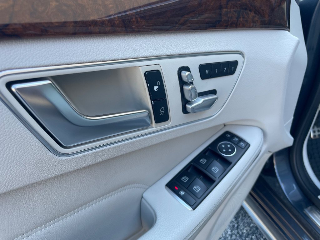 Used 2015 Mercedes-Benz E 350 Sedan w/ Premium 1 Package image 42