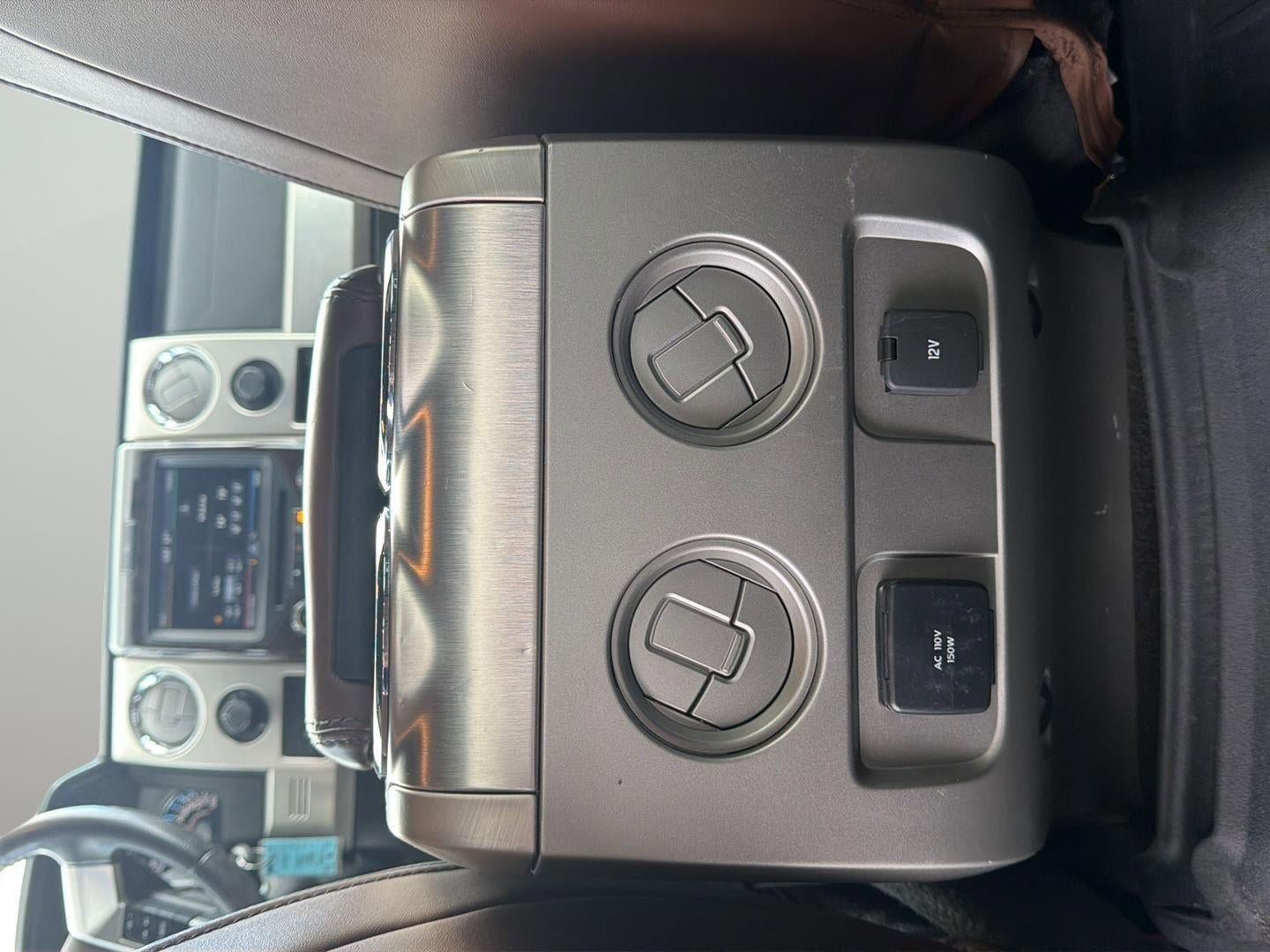 Used 2014 Ford F150 Platinum image 30