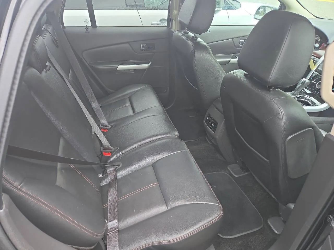 Used 2014 Ford Edge Limited AWD/4WD image 4
